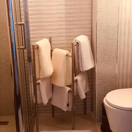 Doulcet View Apartment *