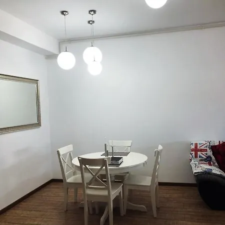 Lavand Eighteen 3 * Năvodari