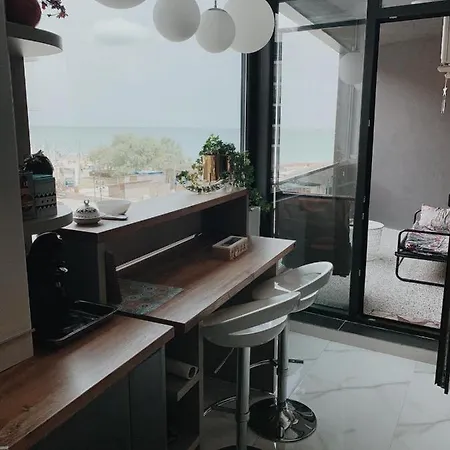 Doulcet View Apartament