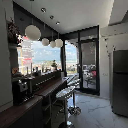 Doulcet View Năvodari